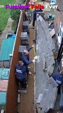 These workers didn't think this through 😂 #fails #construction