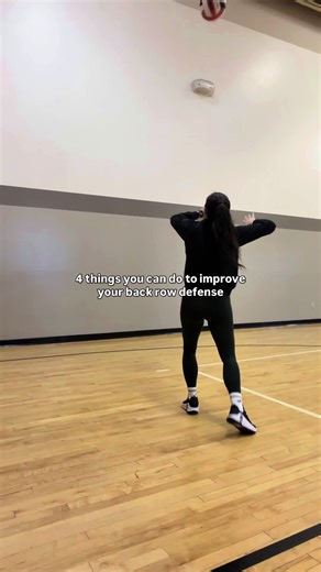 4 Things You Can Do to Improve Your Back Row Defense🤩 ❌ Don’t stand tall and wait for the ball Tall posture makes you slow and late to react. ✅ 1. Stay low in your ready position ❌ Don’t guess where the ball is going ✅ 2. Read the hitter’s body, not the ball Watch their approach, shoulder angle, and arm swing. ❌ Don’t freeze your feet ✅ 3. Move through the ball, not to it Shuffle, stay balanced, and angle your platform as you move. ❌ Don’t let the ball get above your shoulders High contact forc