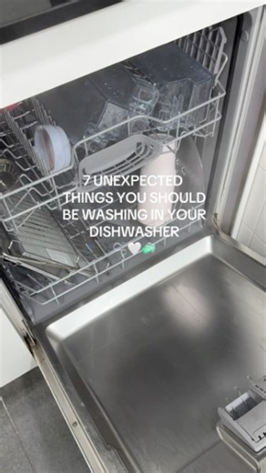 Home cleaning tips everyone should add to their routine