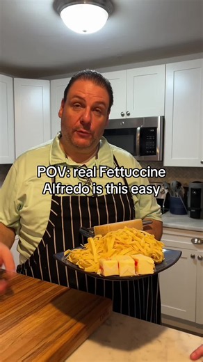 Fettuccine Alfredo Recipe — Authentic, Easy Alfredo Pasta (50-60 chars)