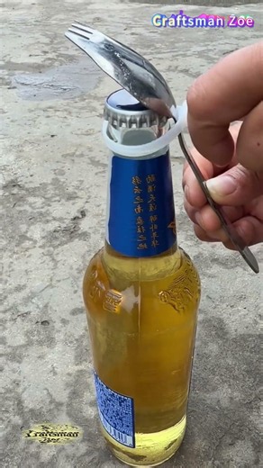 No Bottle Opener? A Spoon & Zip Tie Open the Beer in Seconds!