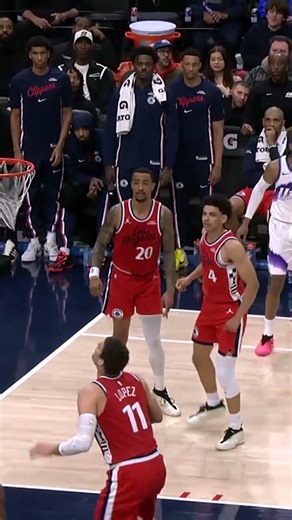 🎣 "CATCHING A BIG ONE" Anderson goes glass vs Clippers