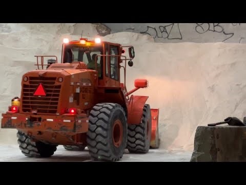 Live: NYC Mayor Adams on snow storm preparations