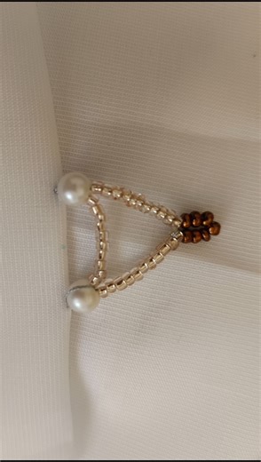 Easy and beautiful needle work beginners/3D embroidery|easy border design#shorts#embroidery​​