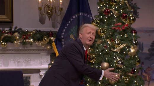Trump delivers a holiday message from the White House | Saturday Night Live