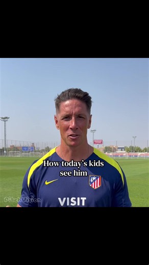 FERNANDO TORRES EL NIÑO⚡ Defenders knew the danger, but stopping him was another story💨 The pace, the deadly finishing, the iconic goals… Torres was a NIGHTMARE for defenders! 🎯🔥 From Liverpool to Chelsea, this man left his mark on football history! 👑⚽❤️#fernandotorres #liverpool #premierleague #football #fyp