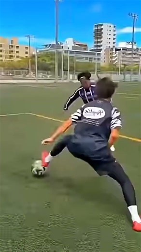 unlock easy football trap#football #skills #soccer452K
