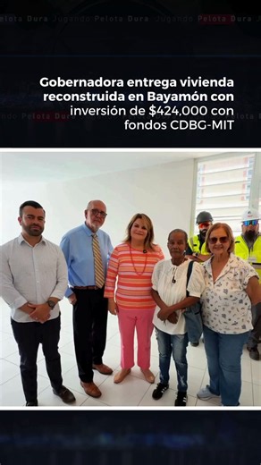 Jugando Pelota Dura on X: "La gobernadora Jenniffer González Colón entregó las llaves de su hogar reconstruido a doña Rosa Machuca García, en Bayamón, como parte del Programa de Mitigación para Viviendas Unifamiliares, según informó la mandataria a través de sus redes sociales. La actividad contó con la participación del secretario de Vivienda, Luis Augusto Martínez; el representante Luis Jr. Pérez, y la senadora Migdalia Padilla. Según la publicación, la vivienda anterior de Machuca García habí