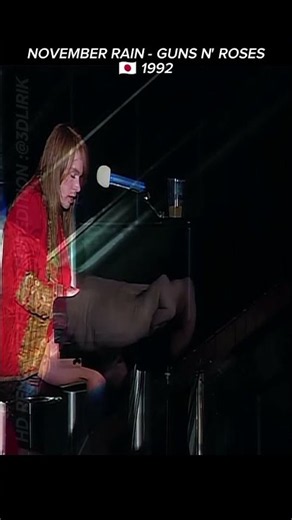 🔫 Guns N' Roses 🌹 - NOVEMBER RAIN (Tokyo Dome) #shorts #gunsnroses #slash #music