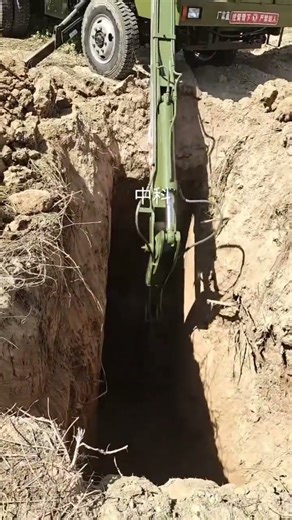 Silike truck-mounted digging gantry crane burial truck hoisting and digging all-in-one machine