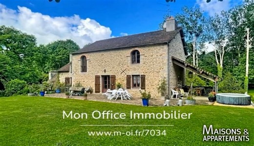 CUISSAI - MAISON À VENDRE - 670 000 € - 210 m² - 7 pièces