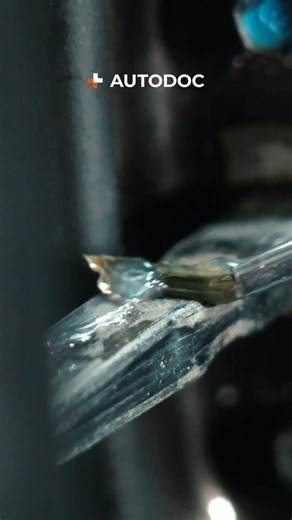 What silicone grease is for 😌 #grease #creak #siliconfett #car #auto #liquimoly