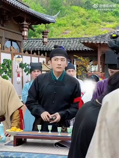 abs-oluteM on X: "#AgainstTheCurrent Didn't I say before that Liu Xue Yi is like the drama's unofficial PR person? He replied to each character in the drama on their respective farewell posts, so thoughtful! In the role of the eldest brother he was bidding farewell to members of the Lin family one by one. From the well-wishes for the second sister, the advice to the third and fourth sisters to live freely and smoothly from now on, and warm comfort for Nan Ke and Jiu Gao. And most importantly a h