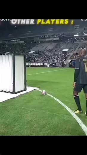 Barcelona vs Real Madrid: Lamine Yamal Highlights & Skills