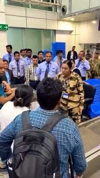 ✈️ IndiGo Flight Cancellation पर भड़का Passenger का गुस्सा! 😡 Bhubaneswar Airport पर हंगामा