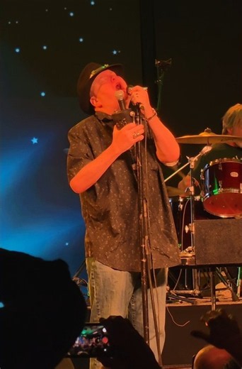 Blues Traveler - The Hook