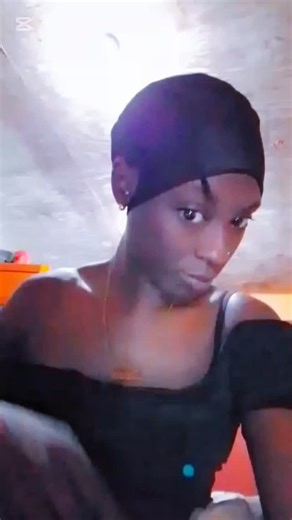 Tonia's Hair Addiction 🇹🇹 on Instagram: "Watch Me Do A Side Part Quick Weave 🥰 Deep Wave Weave Was Used (One Pack Solution)❤️ #quickweavetutorial #quickweave #myownhairstylist #curlyhair #sidepart"