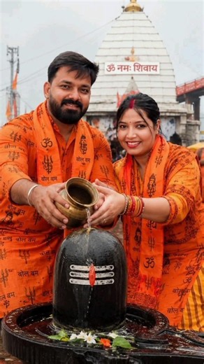 Suni la devghar me lagal ba mela #Pawan Singh #Jyoti Singh #bolbam #fun #god