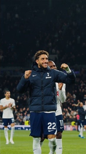 TOTTENHAM HOTSPUR: The Spurs Players and Fans After the Game: Tottenham 3-1 Coventry City