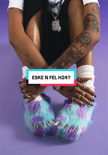 Videos de ONLINE SHOPPING (@xostyle.open) con “original sound - ONLINE SHOPPING”