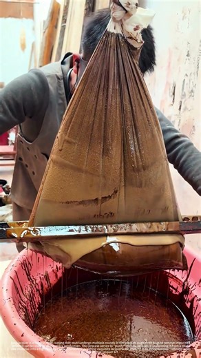 Traditional handcrafted refinement of raw lacquer