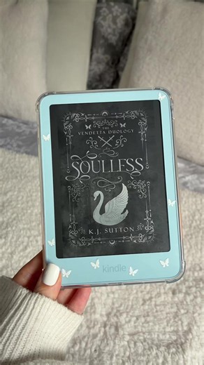 Kindle Basic in Alpine Sky review