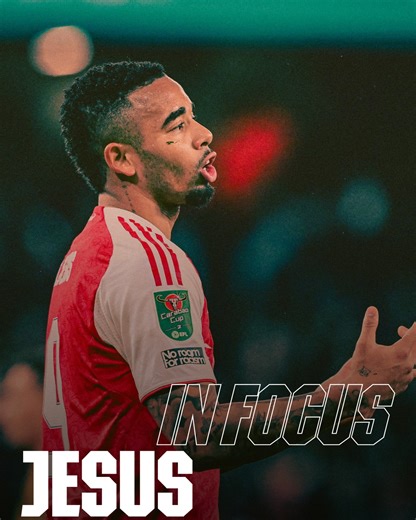 🎶 The Arsenal number nine! 🎶 We focused on Gabby as he made his 100th appearance in red and white 👏 | Arsenal