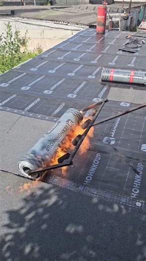 Advantages of a 4-Burner Torch Frame: Uniform Heating for Better Bitumen Roofing Results