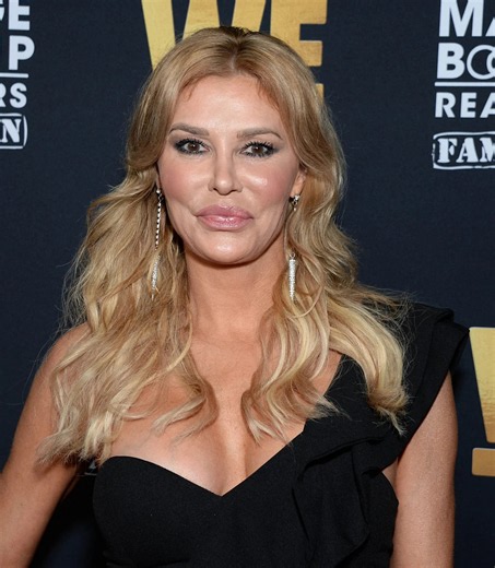 Brandi Glanville Says Doctor Will ‘Take My Face Off’ In Extreme Surgery