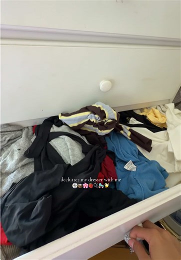 Transform Your Space: Declutter and Refresh Your Room