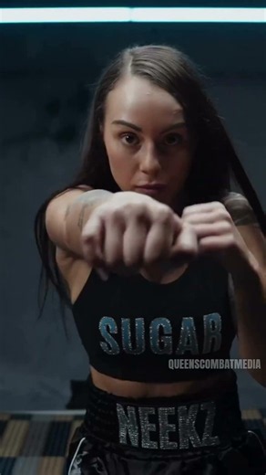 Cherneka Johnson vs Dina Thorslund: Who Wins This Bantamweight Championship Brawl? #boxing #sports