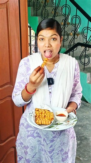 Spiral Potato Snacks Khayega 🤣😂#shorts #recipe #cooking #vlog #dailyvlog #foryou #food #viral #yt
