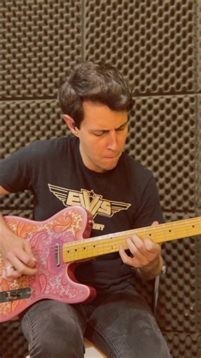 Elvis - See See Rider guitar solo from The Last Concert