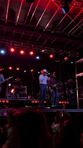 Midland's 'Drinking Problem' | Country Music Song