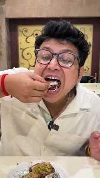 Trying Lucknow's Most Viral Tunday Kebab!!!