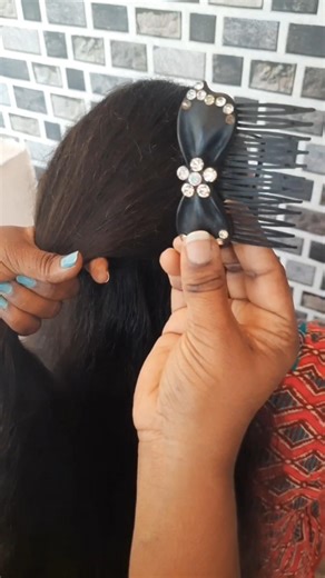 The Easiest Way to Use a Bow Clip 🎀 #Shorts#hair #feed #hack #peinados #reels #trend #hairtutorial