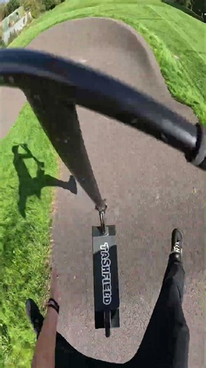 I know you wonder this as well 😉 #scootering #scooterstunts #skatepark #scootertricks