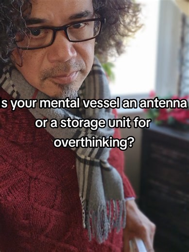 The Overthinking Trap Stop distorting your signal. You are caught in a Thinking Loop Is your mental vessel an antenna or a storage unit for overthinking? 📡 If your internal environment is noisy with obsessive thoughts, the signal of your intuition arrives distorted. In the ICUNMe framework, we understand that you are a bio-electric system where observation literally shapes your reality. True wellness requires reducing the 'Thinking Drag' on your consciousness to allow for total expansion. The B