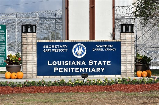 Angola inmate dies after struggle with correctional officers