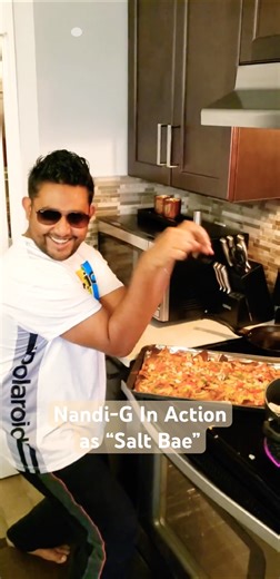 The Salt Bae Style.. #saltbae #cooking #cookingshorts #cookingvideo #cookwithstyle