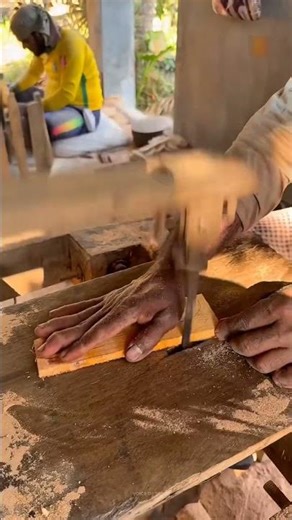 How To Make Wooden Make⁉️😱 | Wooden🪵Comb #woodworking #making #shorts