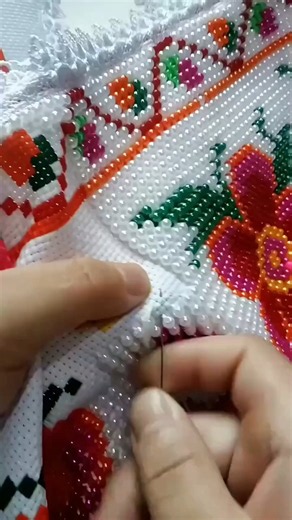 Easy Glass Bead Embroidery Tutorial for Beginners