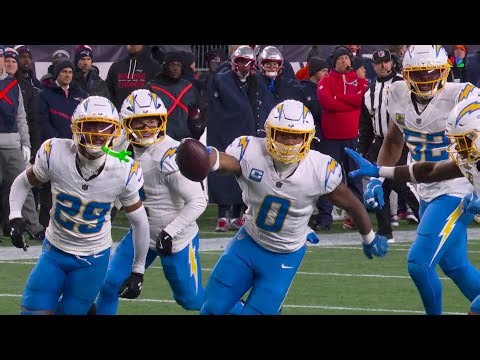 Chargers' INT! Bolts snag Maye's tipped pass for a turnover