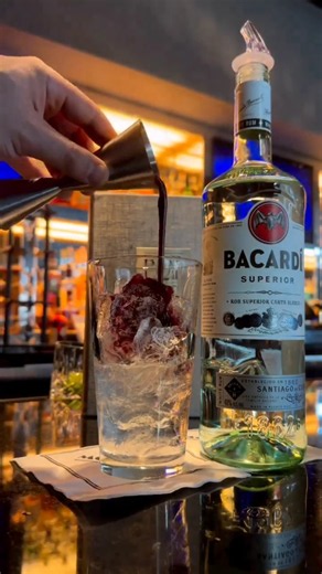 Story behind Bacardi logo 🦇 #cocktail #bacardi #rum #yt #whiterum #ytshorts #cuba @kushalmixo