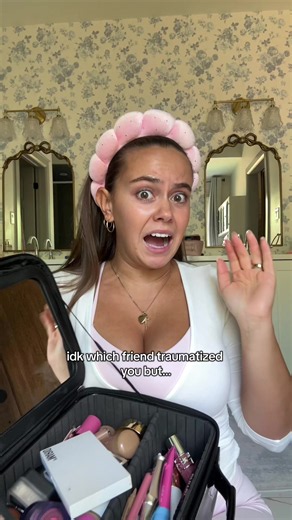 hi welcome to the right side of the internet ahahaha #girls #trend #friends #grwm #makeup