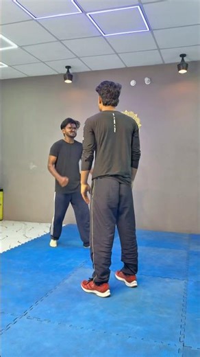 How to Use Elbow in Self Defence (Beginner Friendly Tutorial) | Safety Training🔥 #selfdefence #yt