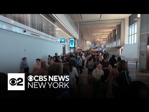 Partial government shutdown prompts TSA no-shows, long lines at NYC-area airports