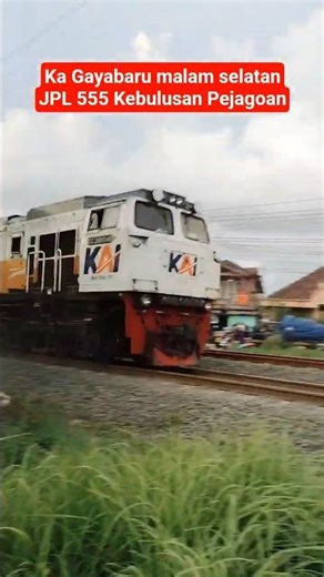 Kereta Api Gayabaru malam selatan #keretaapi Gaya Baru Malam Selatan #keretabaru #kereta