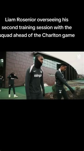 Liam Rosenior leading his second training session with the squad as Chelsea continue preparations for the Charlton fixture. #ChelseaFC #CFC #TrainingDay #MatchPrep #Rosenior