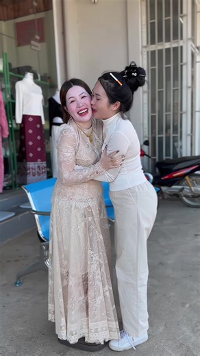 Wink sib ntsib kiag lawm os@Mos Yaj 💚🤗